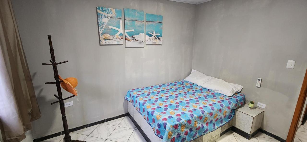 Casa Abade - 4 Quartos - Excelente Localizacao *